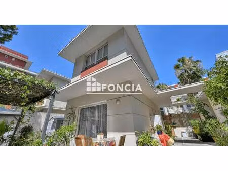 rare : villa de standing f5 à port-marianne avec jardin et 2 garages