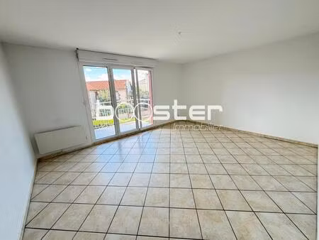 bonnefoy- bel appartement t4 avec balcon  parking et cave  au calme