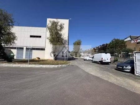 à vendre bureaux de 265m²à vitry-sur-seine