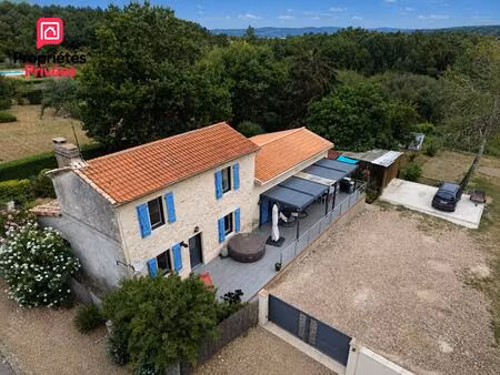 maison en pierre rénovée de 142 m² sur plus de 7 300 m²