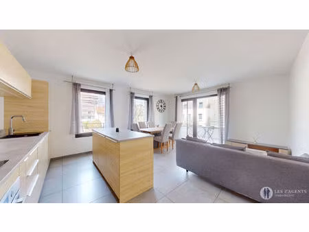 appartement grenoble t3 65m2 terrasse + garage