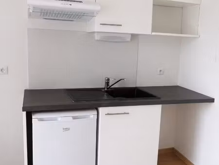 studio avec balcon et parking à villenave d'ornon
