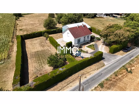 pavillon avec sous-sol  hangar de 126 m² et parcelle de 6 400 m