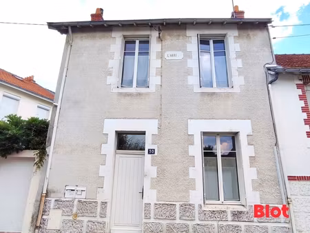nantes  chalâtres/saint donatien – maison divisée en 2 appartements clé en main