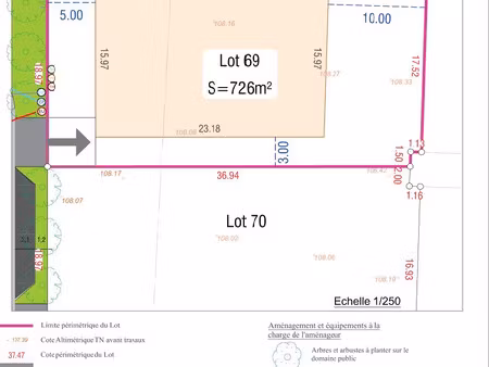 terrain +700m2 à 270 000 euros