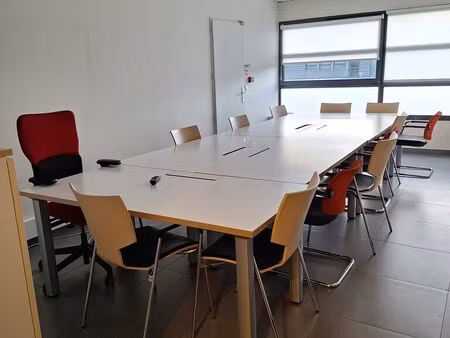 location coworking meaux 77100 4 postes
