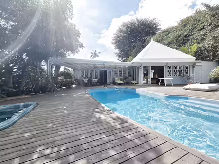 location maison 5 pièces 163 m² à saint-denis (97417)