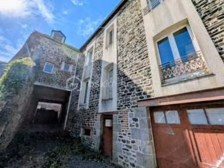 vente immeuble à fougères (35300) : à vendre / 229m² fougères