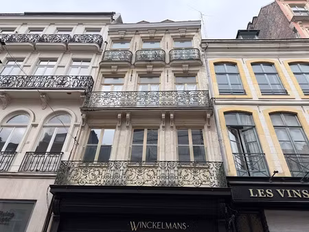 location meublée appartement 3 pièces 72 m² à lille (59000)  1 340 €