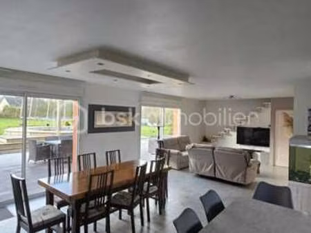 vente maison piscine à belgeard (53440) : à vendre piscine / 164m² belgeard