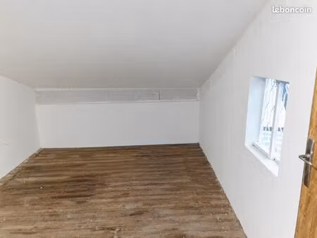 maison avec terrain clôturé et grand carbet – iracoubo