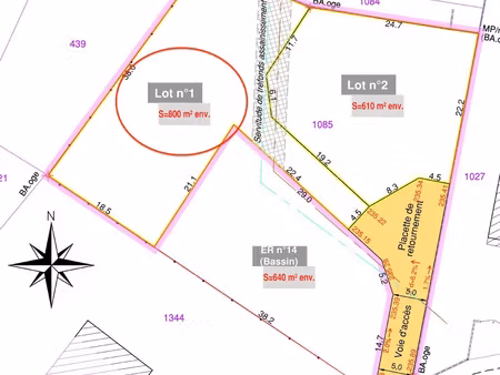 terrain à vendre les avenieres 802m2 98 000€