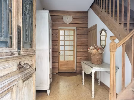 immeuble 6 pièces - 188 m²