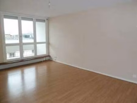 location appartement 2 pièces à angers saint-serge (49000) : à louer 2 pièces / 48m² anger