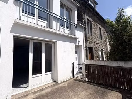 maison 3 pièces 65 m²