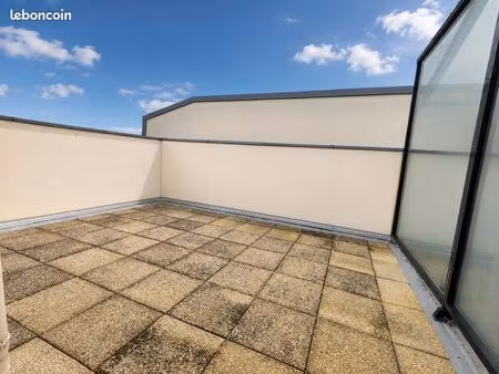 franconville – superbe f3 de 71 m² avec terrasse  2 places de parking en ss-sol et cave