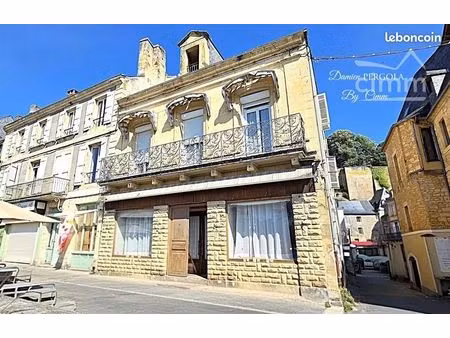 immeuble 10 pièces 278 m²