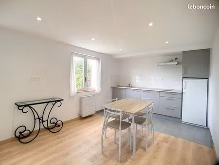 studio 1 pièce 26 m²