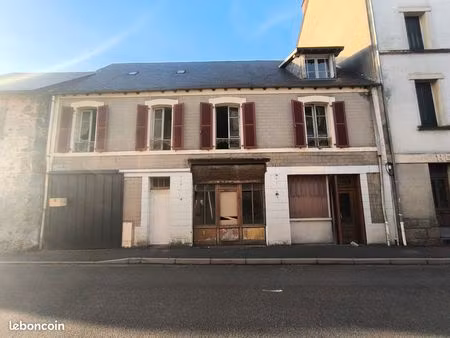 grande maison de bourg