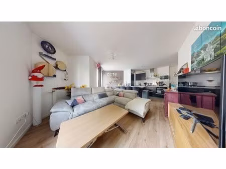 appartement 3 pièces 58 m²