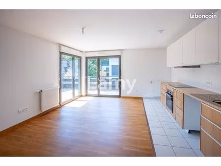 appartement 3 pièces 60 m²