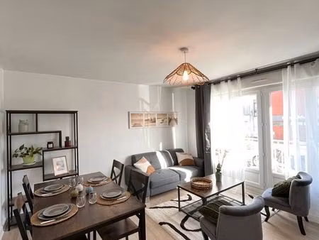 chambre à louer - ménage inclus - proche des quais
