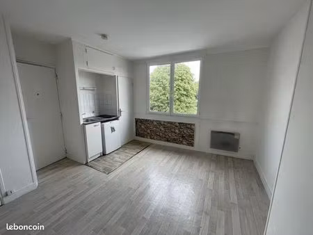 studio 1 pièce 19 m²