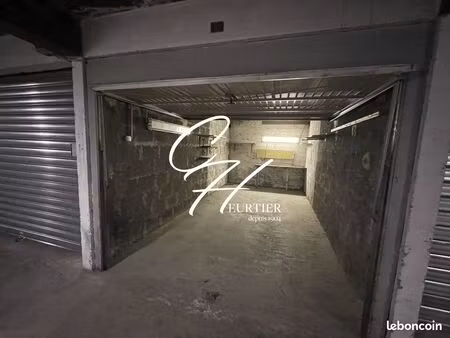 parking/box 20 m² grenoble