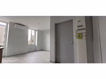 agreable t2 30 m2 récent issoire 476