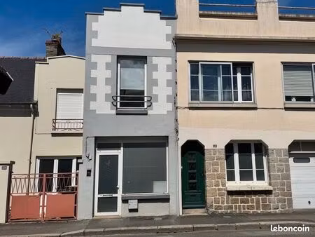 local commercial 69 m² saint brieuc