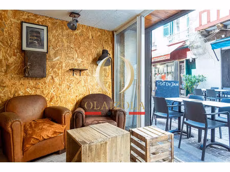bayonne -gare- murs av  d'un local commercial- 45 m2