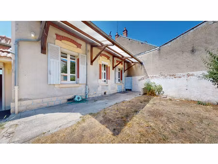 maison moulins 3 pièce(s) 68m2