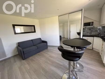 location meublée appartement 1 pièce 19.7 m² à senlis (60300)  510 €