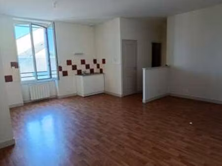 location appartement 3 pièces à chasné-sur-illet (35250) : à louer 3 pièces / 70m² chasné-