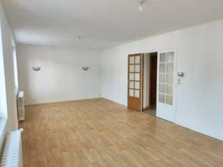 location maison à angers (49000) : à louer / 99m² angers
