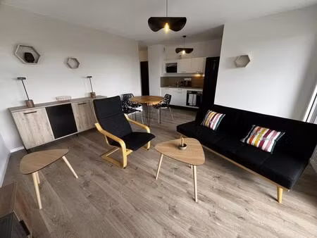 a louer t2 meuble dans residence services angers patton