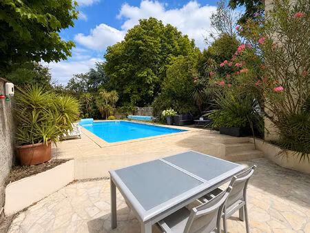maison 9 pièces à vendre à bordeaux - saint genes