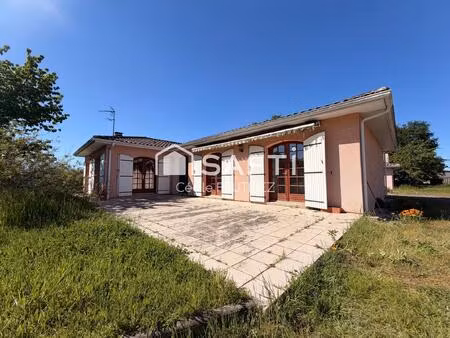 maison de plain pied avec 3 chambres