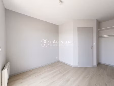 appartement t2 terrasse parking proche faculté