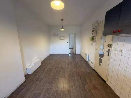a louer - appartement t2 non meuble - bordeaux