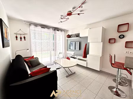 appartement - t2 - 42m2 - jardin - parking - la rochelle médiathèque (ville en bois)