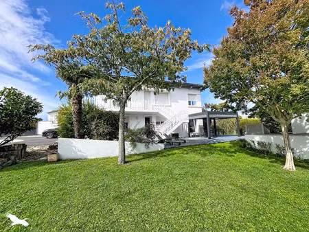 vente maison 8 pièces 246 m² vaux-sur-mer (17640)