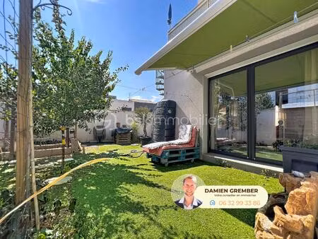 maison contemporaine de 116 44 m² à castelnau-le-lez