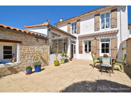 maison à vendre aigrefeuille d'aunis 7 pièce(s) 206m2 435 000€
