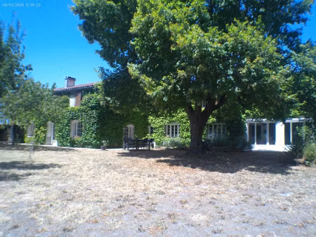 maison à vendre chateaubernard 10 pièce(s) 270m2 319 000€