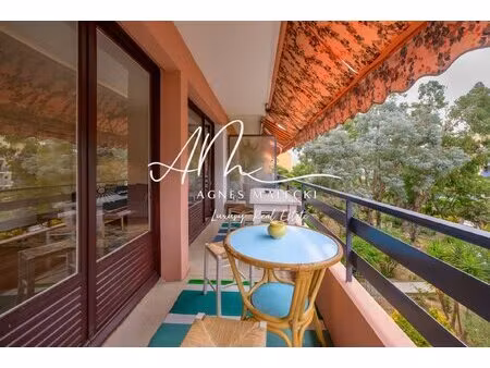 cavalaire sur mer - grand appartement 111.80m2 4 chambres garage parfait etat !