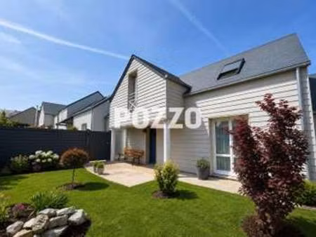vente maison à granville (50400) : à vendre / 130m² granville