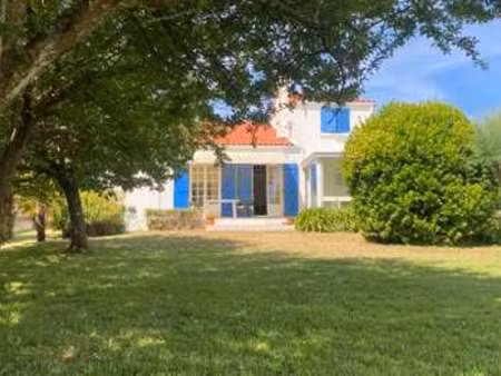 vente maison aux sables-d'olonne (85100) : à vendre / 162m² les sables-d'olonne
