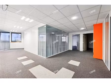 location bureau vincennes 445 m²