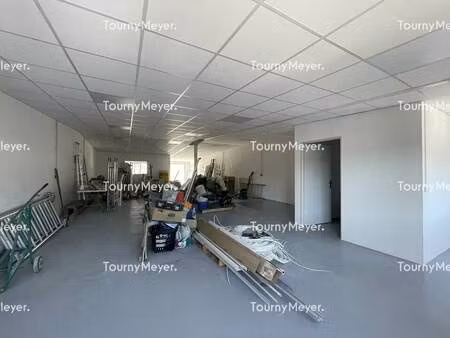 location local d’activités saint jean de vedas 34430 140m² à 300m²